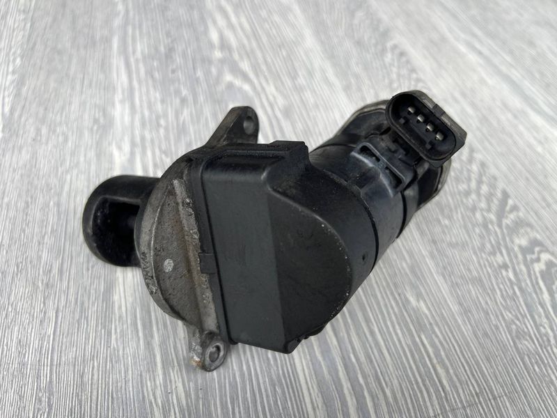 Клапан egr Mercedes W211 E-class, 64614060, 00005320C5, б.у. 64614060, 00005320C5 фото