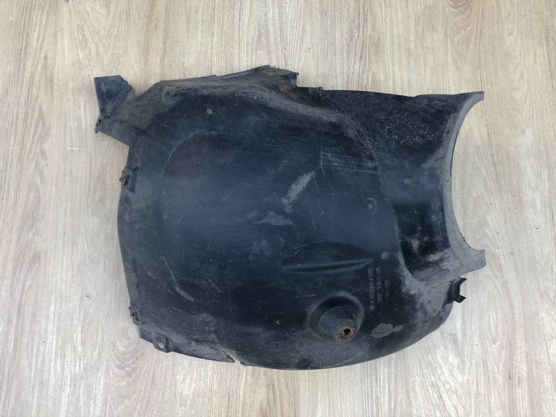 Підкрилок перед лівий, середня частина Mercedes C-class w203, Б.в 2038841322 2038841322 фото
