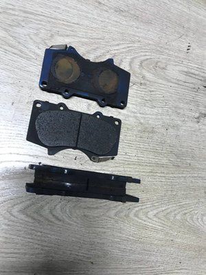 Гальмівні колодки передні Toyota Camry, 04465AZ001TM, б.в.  04465AZ001TM фото