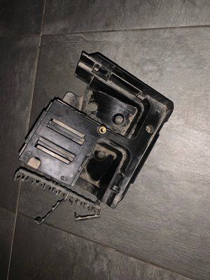 Корпус блоку запобіжників Volkswagen Passat B6, 2005 р., 1K0907361B, б.в. 1K0907361B00 фото