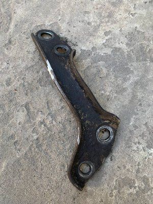 Кронштейн подрамника передний левый Subaru Impreza 3, 2007-2011 г., б.у. 9080980 фото