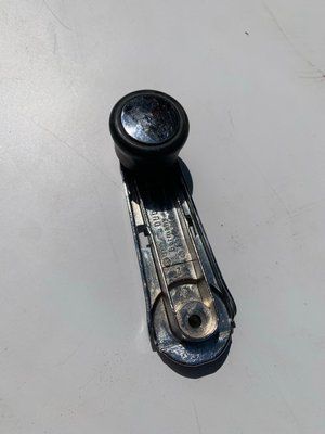 Ручка склопідйомника дверей Audi A4 B5, 2000 р., 443837581, б.в. 443837581 фото