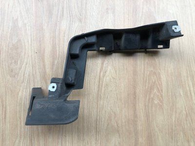 Крепление левое заднего бампера LR037916, CK521713919AA Range Rover Vogue L405 б.у. LR037916, CK521713919AA фото