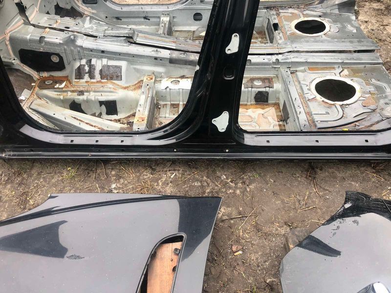Порог левый Mercedes W251, R-class, б.у. 764322234 фото