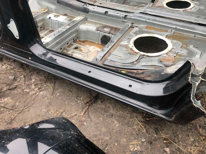 Порог левый Mercedes W251, R-class, б.у. 764322234 фото