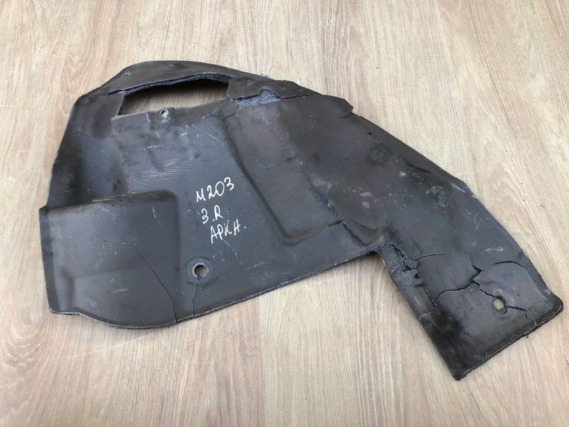 Шумоизоляция задней правой колесной арки Mercedes C-class w203, б.у 2036821041  2036821041 фото