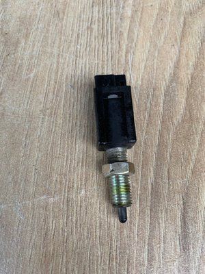 Датчик педалі гальма Nissan Almera Classic B10RS 2006-2012 р., 2532095F0A, б.в. 2532095F0A фото