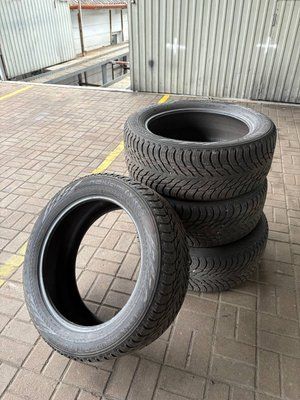 Комплект зимової резини Nokian Tyres 275/50 R21, б.в. 55664466 фото