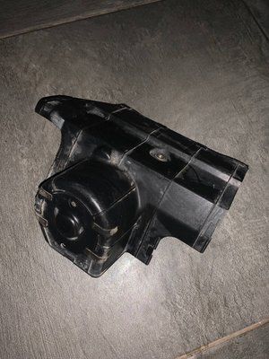 Кожух блоку ABS Volkswagen Passat B6, 2005 р., 3C1614321B, б.в. 3C1614321B фото