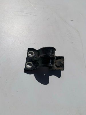 Петля ліва кришки багажника Audi A4 B5, 2000 р., універсал, 8D9827299, б.в.  8D9827299 фото