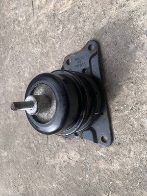 Подушка двигателя правая Skoda Fabia 2, 6Q0199262A, б.у. 6Q0199262A фото