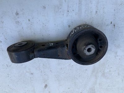 Подушка двигуна права верхня Toyota Avalon 3.5 бензин, б.в. 1994589490 фото