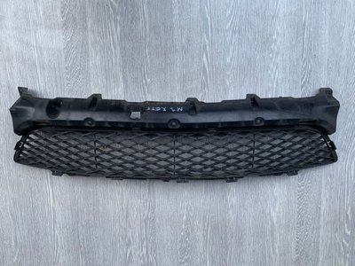 Решетка переднего бампера центральная Mazda 3 BK, хэтчбек, 2003-2009 г., BP4K501T1, б.у. BP4K501T1 фото