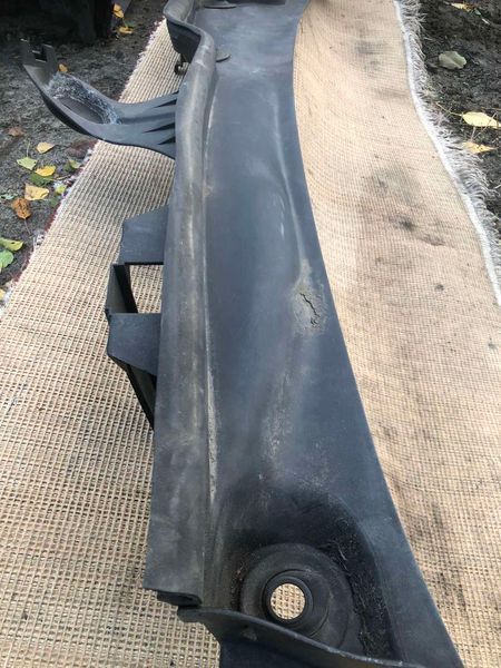 Накладка на механизм дворников Mercedes w221, S-класс 2218300228 фото