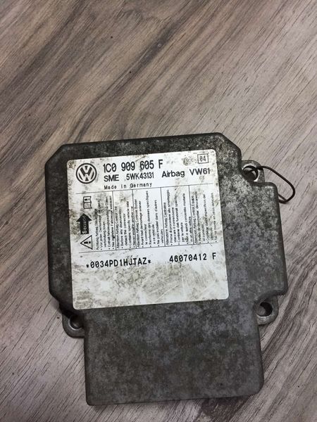 Блок управления Airbag Vag 1С0909605F, б.у. 1С0909605F фото