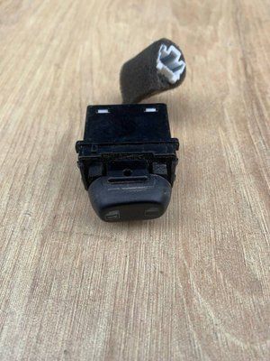 Кнопка склопідйомника Chevrolet Lacetti 2004-2013 р, б.в. 96417456 96417456 фото