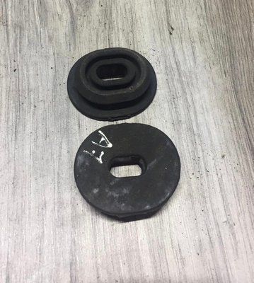 Подушка радиатора Skoda A7, б.у. 33456890660 фото