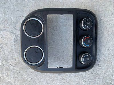 Блок клімату з рамкою та дефлекторами Jeep Compass, 2011-2017 р., USA,55111278AD, б.в. 55111278AD фото