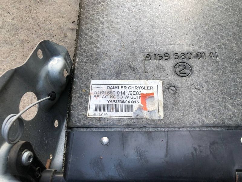 Підлогове покриття багажника Mercedes W169 A-class, б.в 1696800141 1696800141 фото