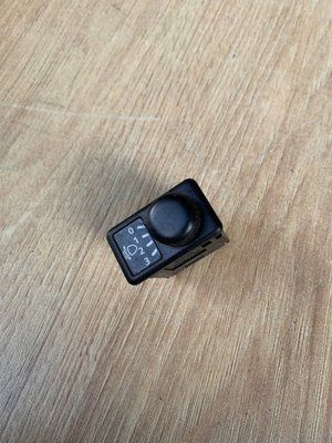Кнопка корректировки фар Nissan Almera Classic B10RS 2006-2012 г., 2519095F0A, б.у. 2519095F0A фото