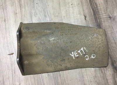 Крышка на полуось 1К0407720 Skoda Yeti, б.у. 1К0407720 фото