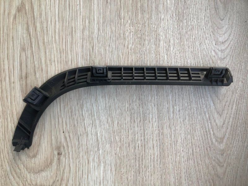 Накладка торпеды на центральный дисплей Mercedes w221, S-класс 2218270208 фото