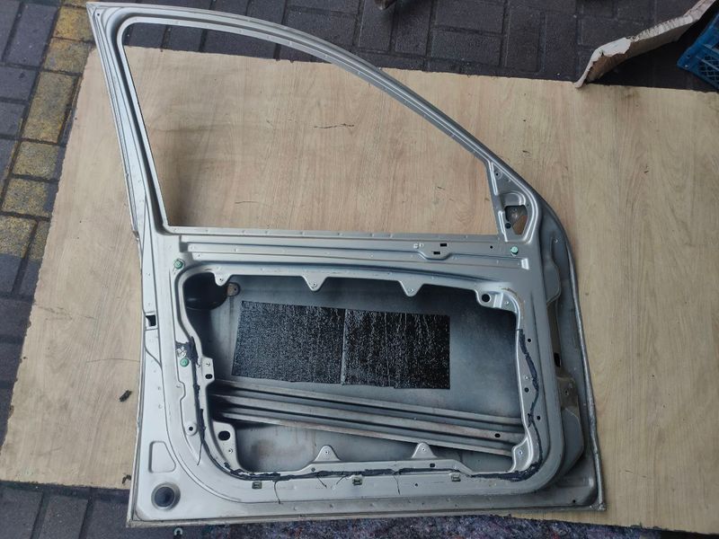 Дверь передняя левая Skoda Fabia 1, 6Y0831051, б.у. 6Y0831051 фото