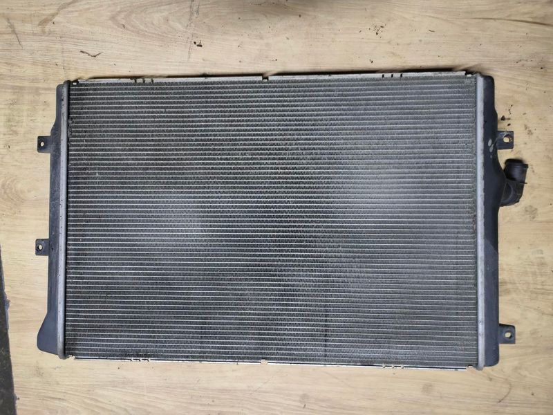 Радіатор охолодження Volkswagen Passat B6, 2.0 TDI, 2009 р., 3C0121253AR, б.в. 3C0121253AR фото