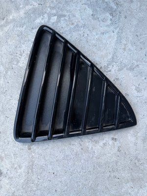 Решітка переднього бампера права Ford Focus MK3, 2011-2014 р., USA, BM5117K946C, б.в. BM5117K946C фото