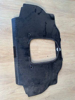 Шумоізоляція багажника Nissan Almera Classic B10RS 2006-2012 р., седан, 6584095F0A, б.в. 6584095F0A0 фото