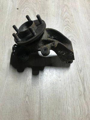 Ступица передняя левая Ford Focus MK2 1.6 бензин, 2008-2010 г, б. у. 3М513К171FA 3М513К171FA фото