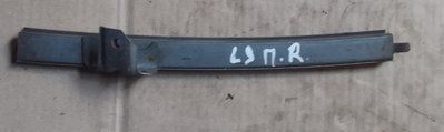 Направляюча скла передня права Mitsubishi Lancer 9, б.в. 1871170548 фото