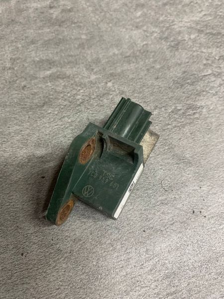 Датчик удара Volkswagen Passat B6, 2005-2011 г., 3C0959651, б.у.  3C0959651 фото