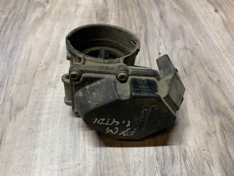 Дроссельная заслонка VAG, 03G 128 063 A, б.у. 03G 128 063 A фото