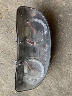 Панельна приборка Skoda Superb, б.в. 1950049300 фото