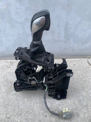 Селектор АКПП Ford Focus MK3, 2011-2018 г., USA, F1EP7K004UD3JA6, б.у. F1EP7K004UD3JA6 фото