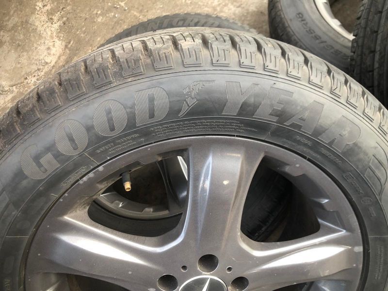 Комплект дисків R18 з гумою Mercedes W251 R-клас, б.в. 776544433 фото