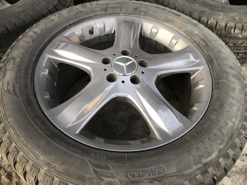 Комплект дисків R18 з гумою Mercedes W251 R-клас, б.в. 776544433 фото