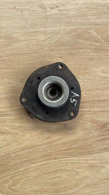 Опорная подушка передней стойки амортизатора Skoda Octavia A5 FL, 1.9 TDI, 2010 г., 1K0412331A, б.у. 1K0412331A фото