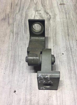 Петля двери 7N0831401A Skoda A7, б.у. 7N0831401A фото