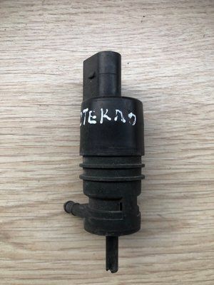 Насос мотор омивача скла Mercedes w221, S-клас 2218690121 фото