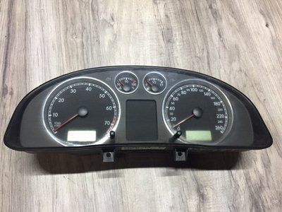 Приборна панель Volkswagen Passat B5, 3B0 919 880 D, Б.в. 3B0 919 880 D фото
