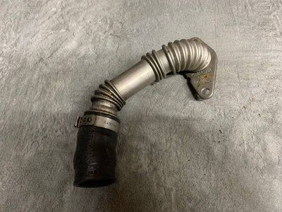 Трубка вентиляції картерних газів Volkswagen Passat B6, 2005 р., 06F103215A, б.в. 06F103215A фото