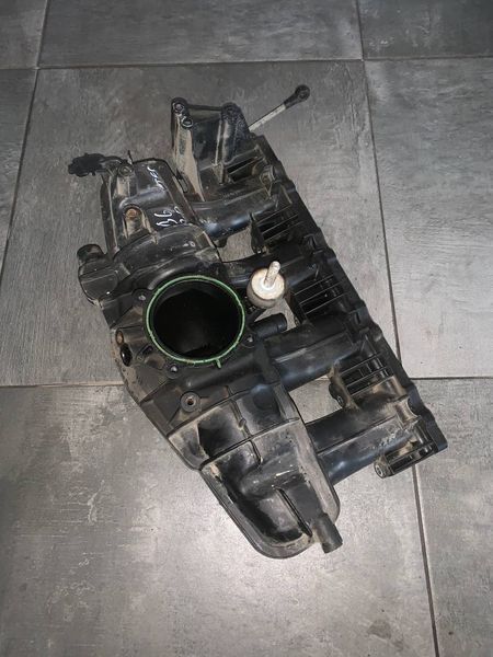 Коллектор впускной Volkswagen Passat B6, 2005-2011 г., 2.0 TFSI, 06F133201P, б.у. 06F133201P фото