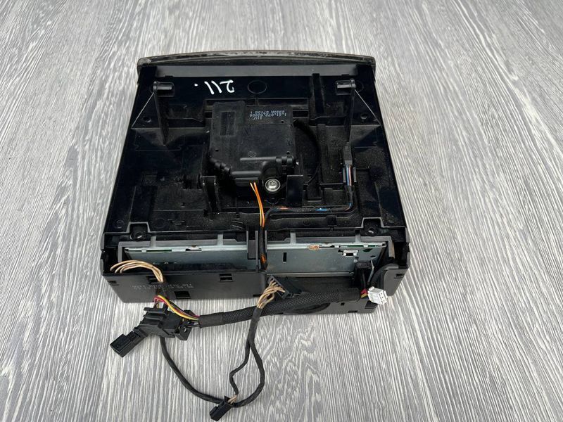 Блок кнопок консоли Mercedes W211 E-class, 2116800552, б.у. 2116800552 фото