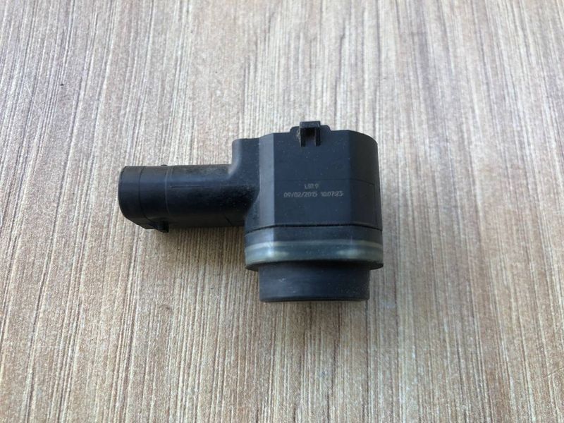 Датчик парктроника задний LR091050, 9G9215K859DA Range Rover Vogue L405, б.у. LR091050, 9G9215K859DA фото