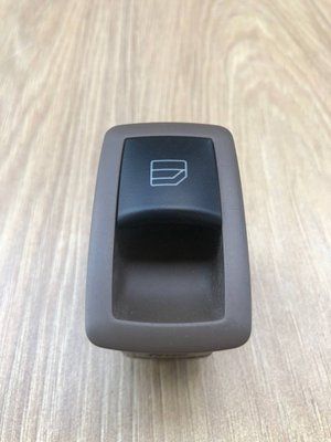Кнопка склопідйомника задніх правих дверей Mercedes R-class w251, б.в. 2518200510776 фото