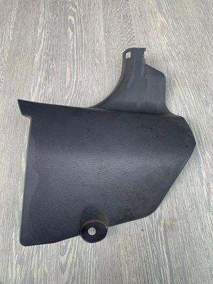 Накладка порога передняя правая Nissan Almera N16, 2005 г., 66900BM500, б.у. 66900BM500 фото