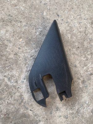 Накладка, заглушка правого зеркала внутренняя Skoda Fabia 2, 5J0837994, б.у. 5J0837994 фото