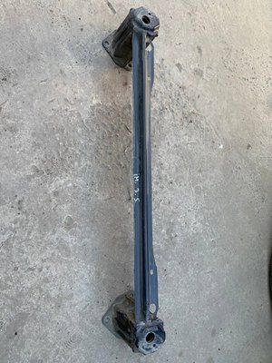 Усилитель заднего бампера Subaru Impreza 3, 2007-2011 г., седан, 57711FG0109P, б.у. 57711FG0109P фото